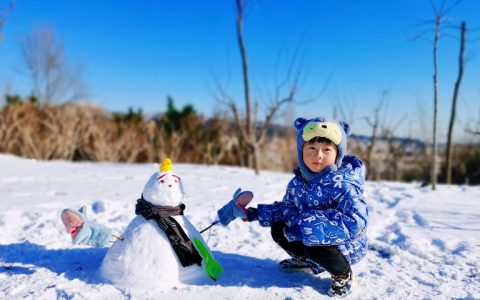 环翠楼堆雪人.2021年大雪